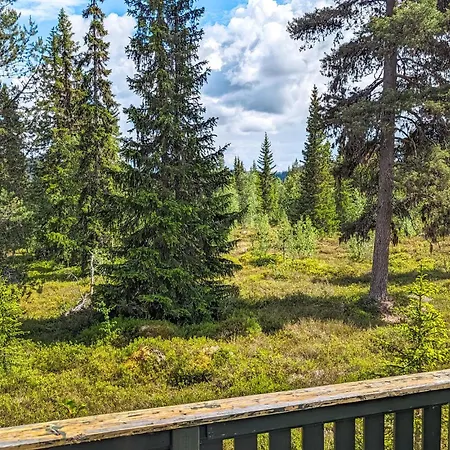 4 Bedroom Pet Friendly In Holiday home